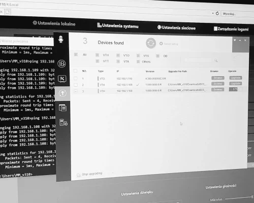 ekran komputera podczas skanowania sieci urządzeń